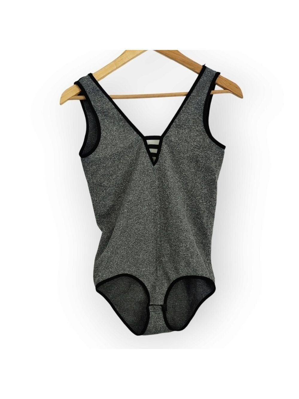 NICOLE MILLER Sleeveless V Neck Ribbed Bodysuit Size Medium